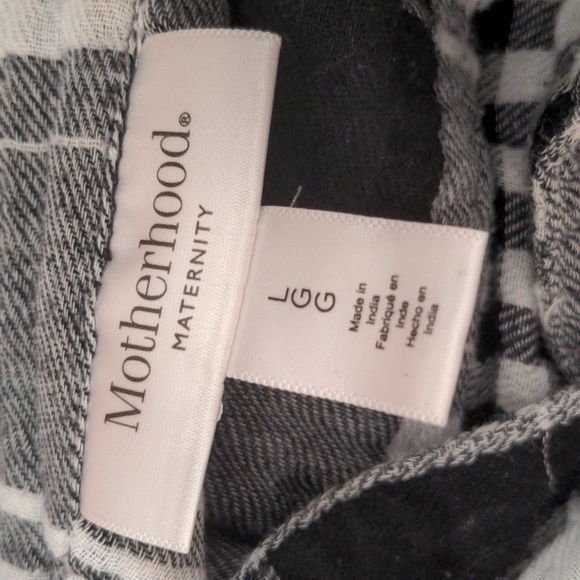 Maternity plaid top - Picture 3 of 5